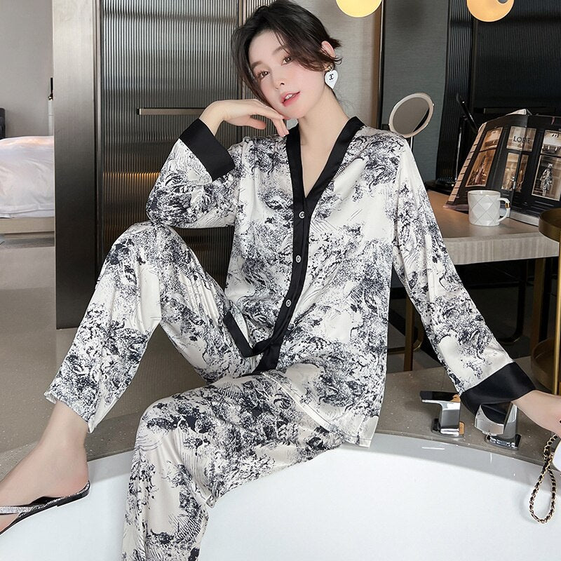 Lisacmvpnel 2022 New Spring Pajamas Women's Ice Silk Long Sleeve Suit Court Style Ice Silk Large Home Clothes