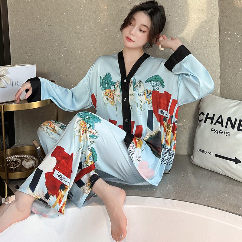 Lisacmvpnel 2022 New Spring Pajamas Women's Ice Silk Long Sleeve Suit Court Style Ice Silk Large Home Clothes