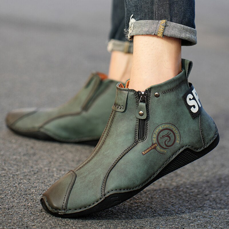 Brand Winter Plush Men's Boots Waterproof Leather Men Snow Boots Outdoor Zipper Ankle Boots Casual Men's Shoes Zapatos Hombre